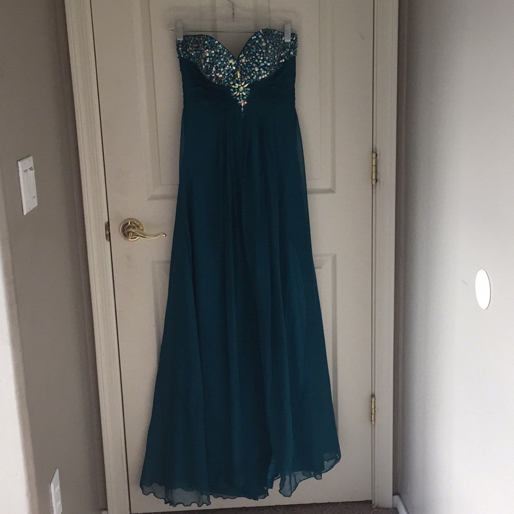 Blue prom dress